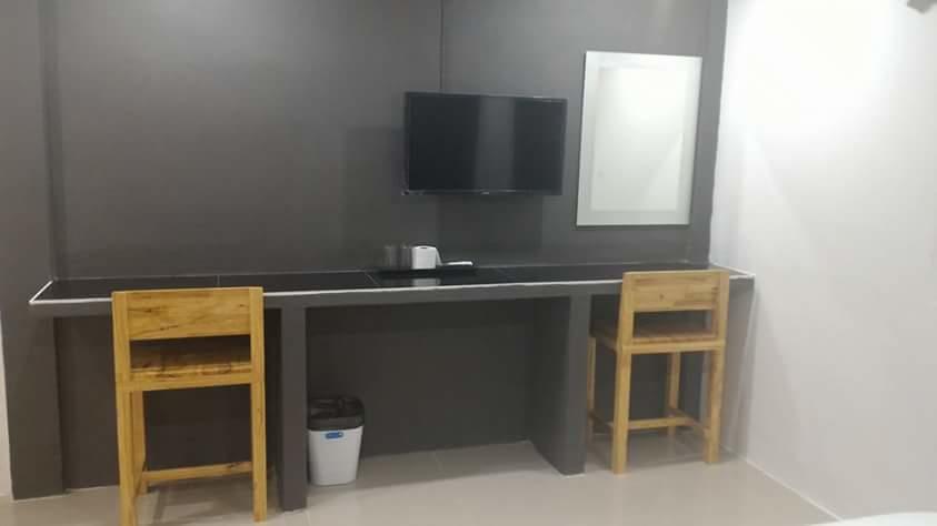 Хостел Loftel @ Nakhon Накхонсітхаммарат Екстер'єр фото